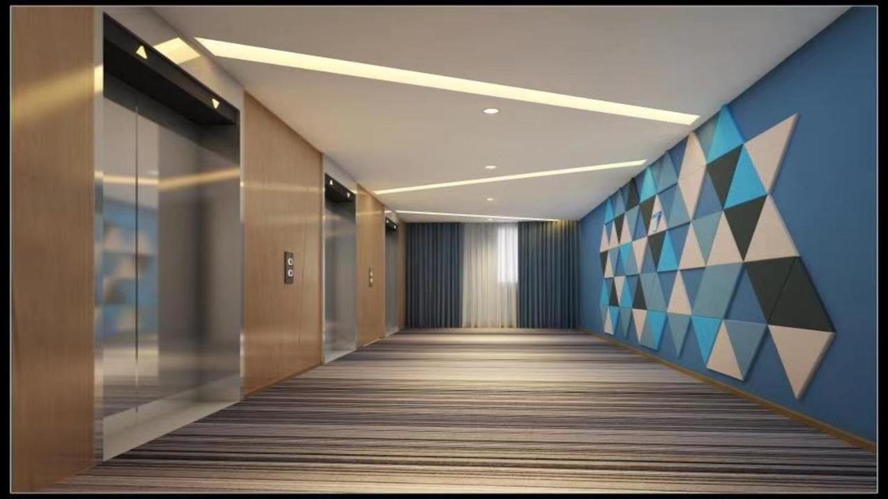 Holiday Inn Express Qingdao Chengyang Central By Ihg Экстерьер фото